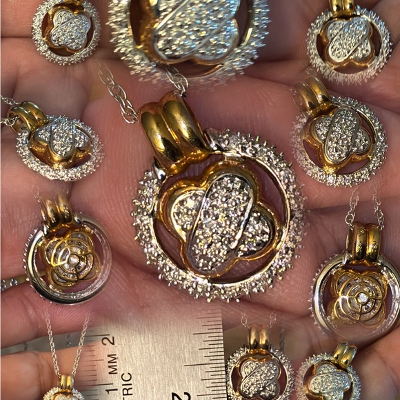 18k White & Yellow Gold Diamond Pendant✨FIRM✨